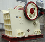 Mobile PE Series Jaw Crusher Machine For Ore Black Stone 160kw